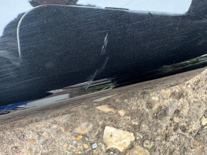 KIA SPORTAGE MK5 NQ5 2022-2025 FRONT RIGHT DOOR LOWER MOLDING TRIM 87722-R2300