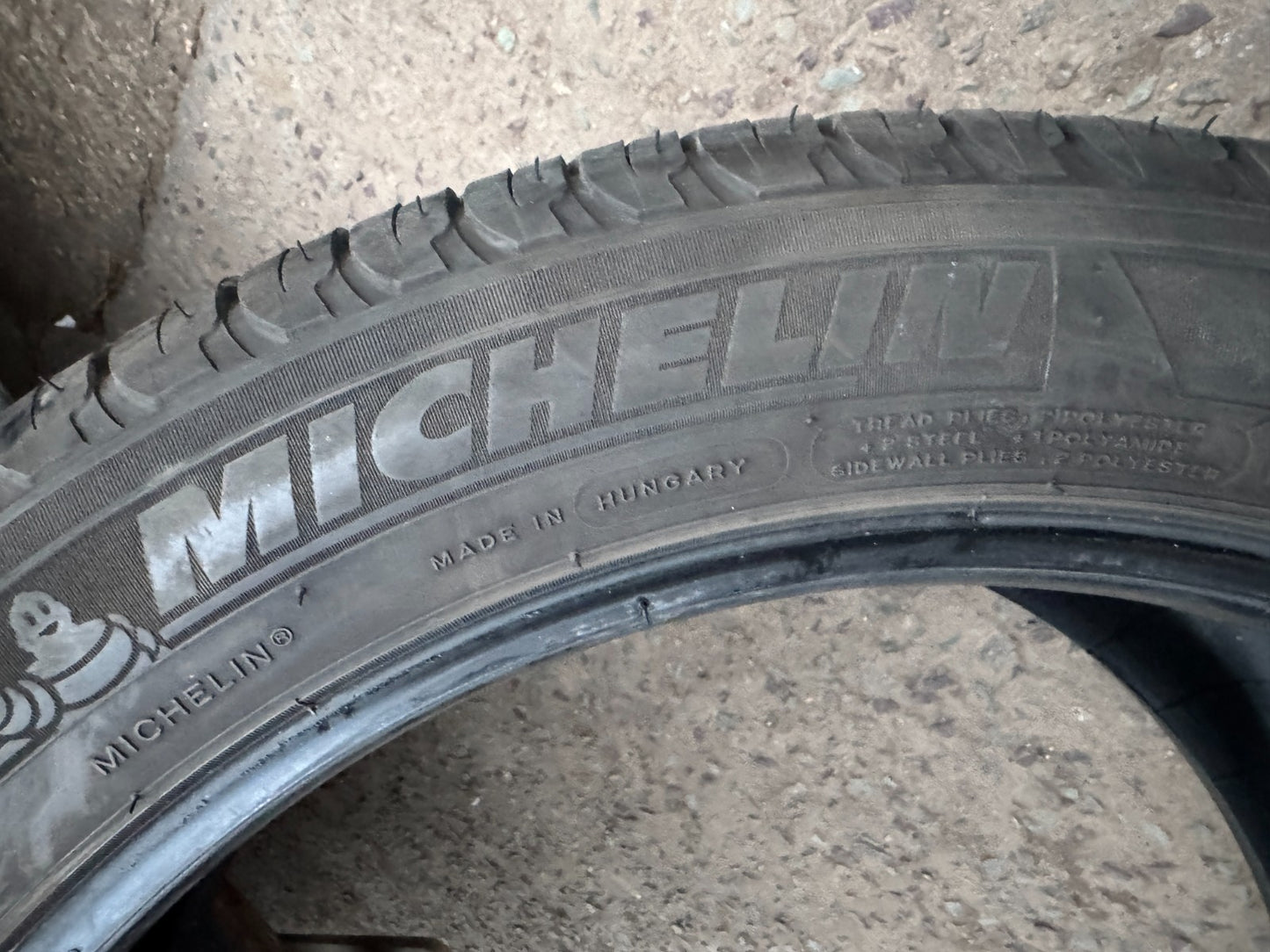 265/45/R21 104W Michelin latitude Tour HP M&S JLR Tyre 6mm 265 45 21 2024 tyre