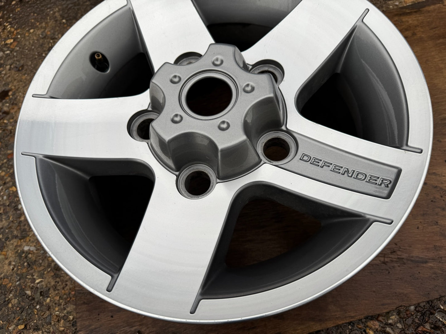 1x LAND ROVER DEFENDER 2012 ALLOY WHEEL 16'' AM7H121007AAW 7Jx16