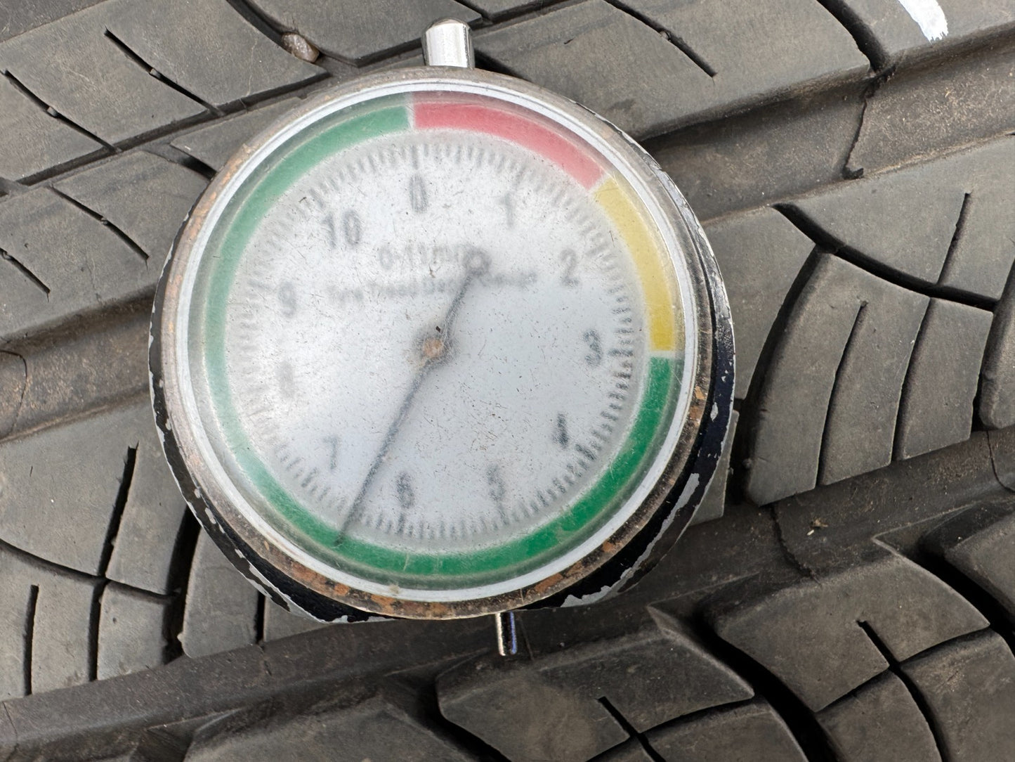 265/45/R21 104W Michelin latitude Tour HP M&S JLR Tyre 6.5mm 265 45 21 2025 tyre