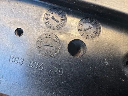 2024 Land Rover Defender Panoramic Roof Frame Rails