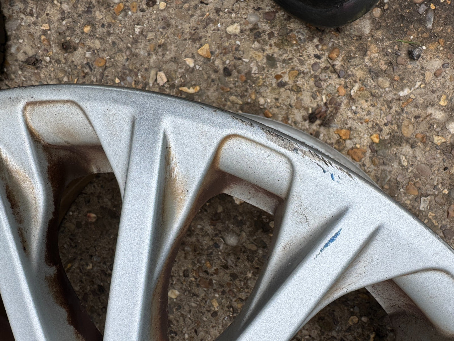 F1EC-1007-B1B Ford Fiesta/Focus 15 Spoke 6.5J x 16