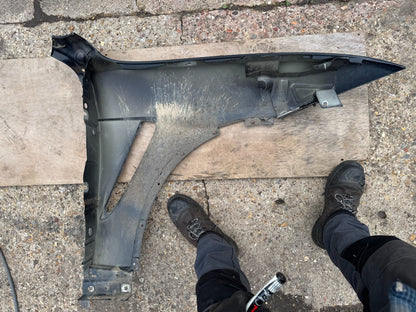 OE OEM Jaguar F Pace SVR X761 2015> N/S LH Left Passenger Front Wing GENUINE