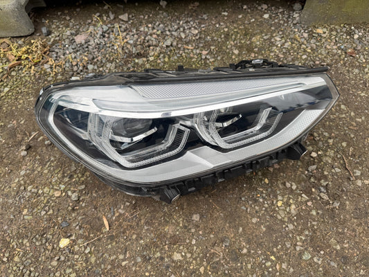 Genuine 2019 BMW X3 Adaptive LED right side headlight  8739656-01 scratched lens