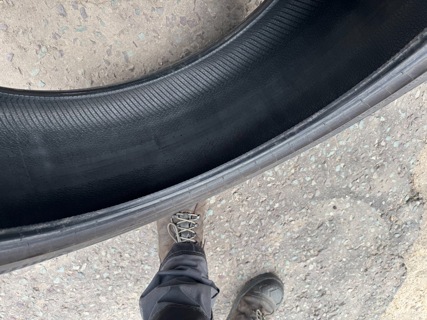 255 45 20 105H CONTINENTAL ECOCONTACT 6Q XL Dot:2824 4mm No Repairs