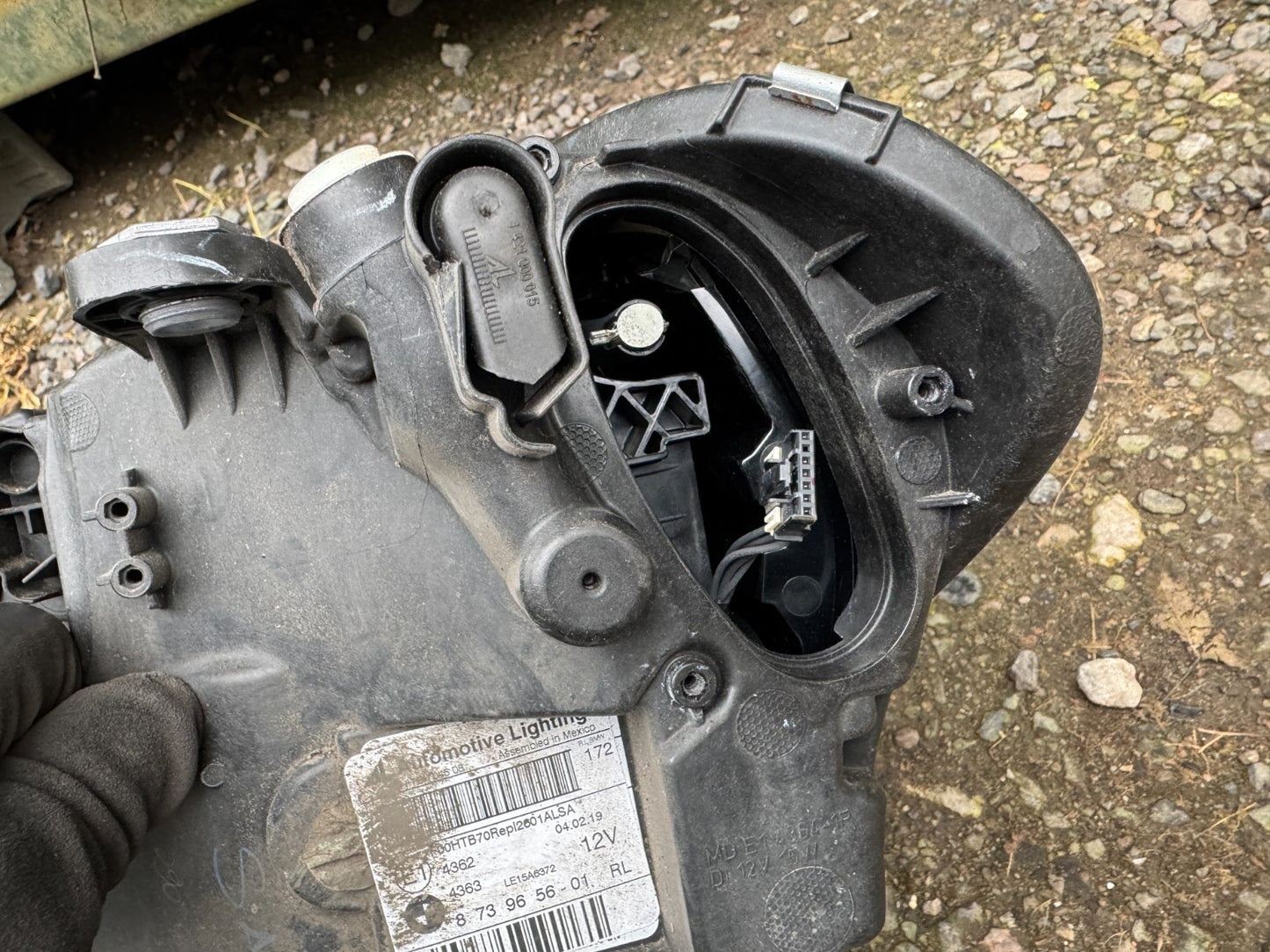 Genuine 2019 BMW X3 Adaptive LED right side headlight  8739656-01 scratched lens