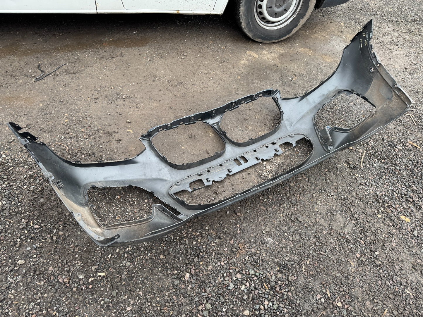 2019 BMW X3 G01 PRE LCI FRONT BUMPER M SPORT 2017-2021 GENUINE 8089743 Damaged