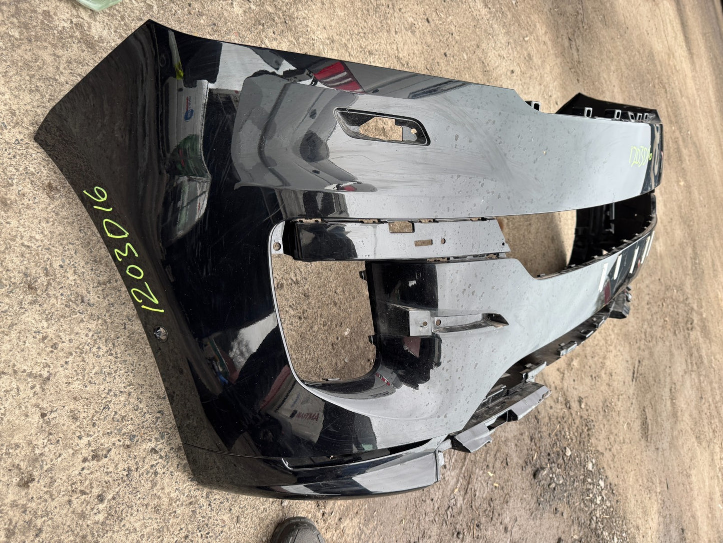 2026 GENUINE RANGE ROVER SPORT L461 BLACK FRONT BUMPER 2022-ON N9X217F003A