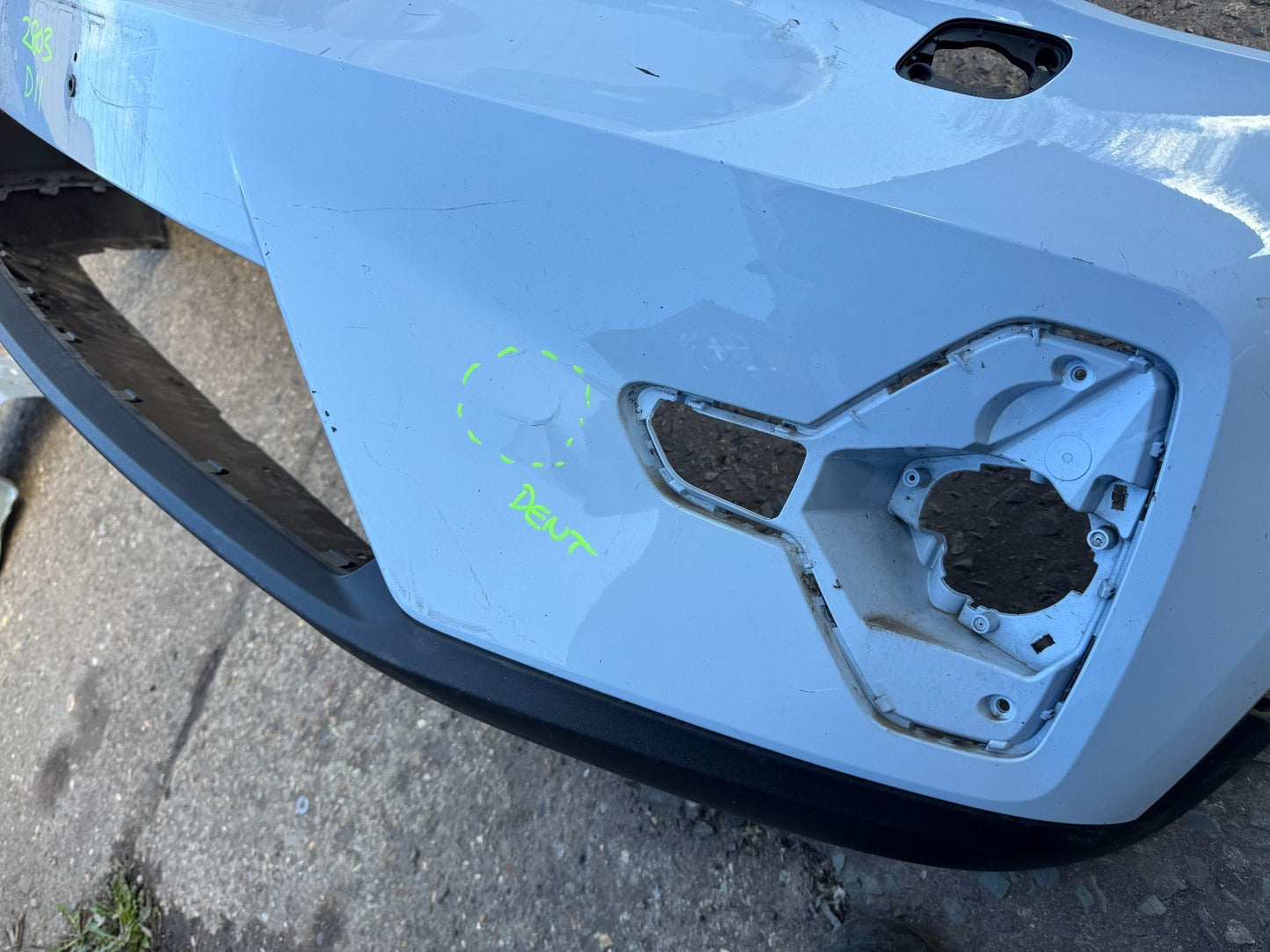 VOLVO XC40 2022-ON FACELIFT GENUINE FRONT BUMPER & LOWER 31690933 32136097