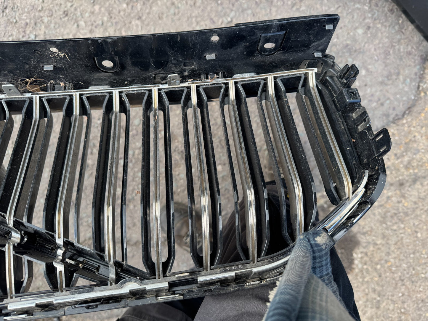 2026 VOLVO XC40 Radiator Grille 32291463 GENUINE