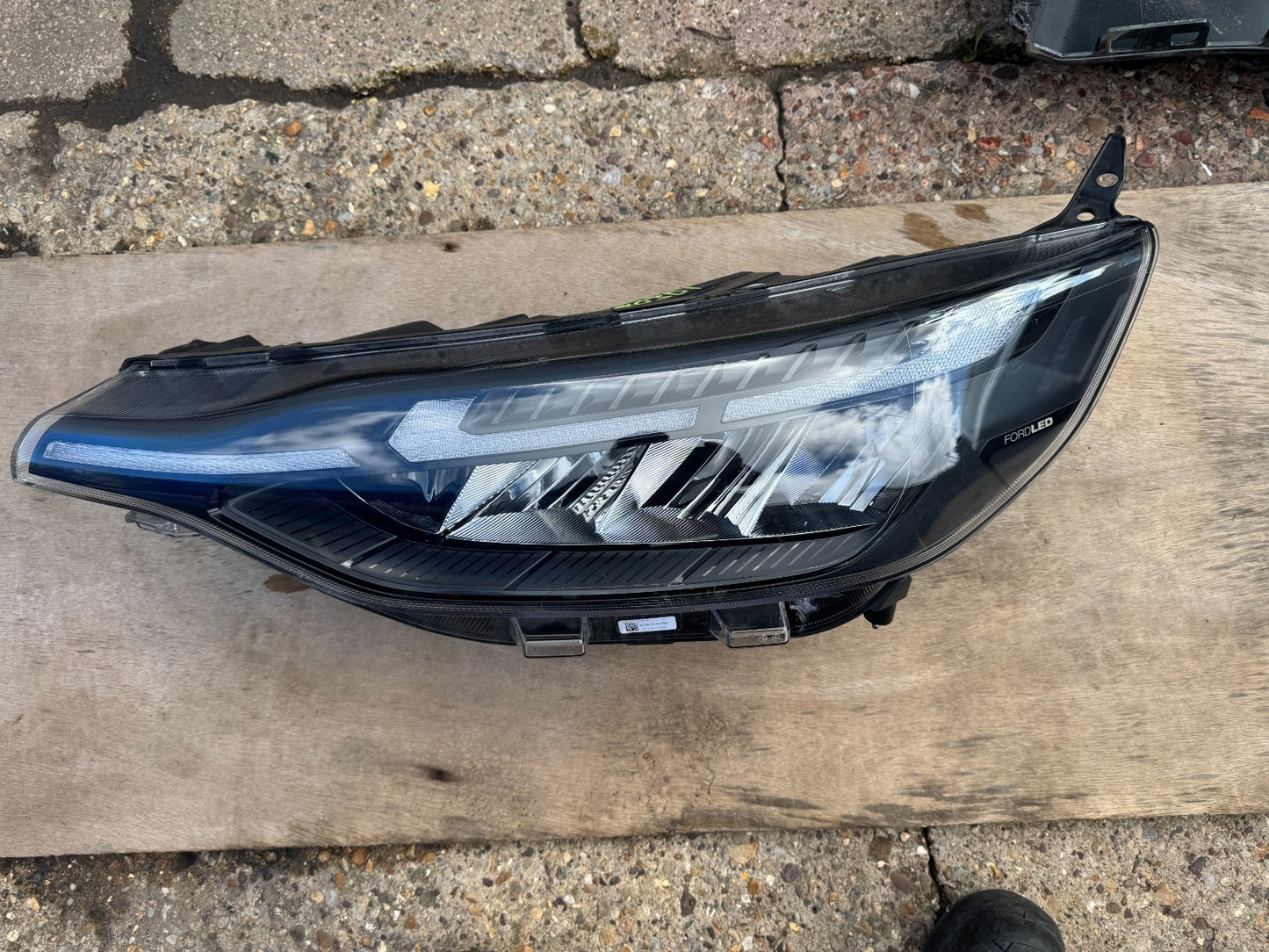 FORD TRANSIT CUSTOM N/S LEFT LED HEADLIGHT 2024 - ON GENUINE PZ3113E015DB