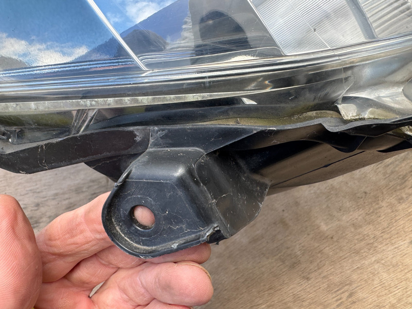 Toyota Vitz/Yaris Mk3 Pre Facelift Right Side Headlight 2012-2014 scratches etc