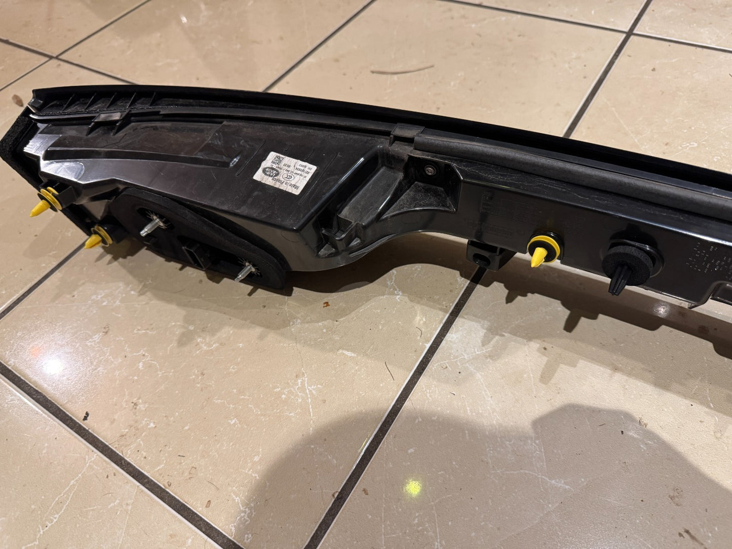 FROM 2025 PLATE Range Rover Velar Rear Tailgate Boot Light N8A215C436AD L560