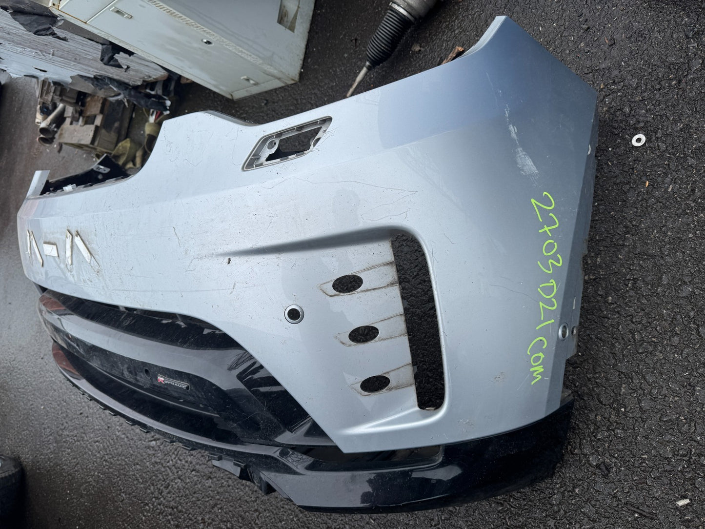 LAND ROVER DISCOVERY L462 DYNAMIC 2017-on FRONT BUMPER & LOWER GRILLE GENUINE
