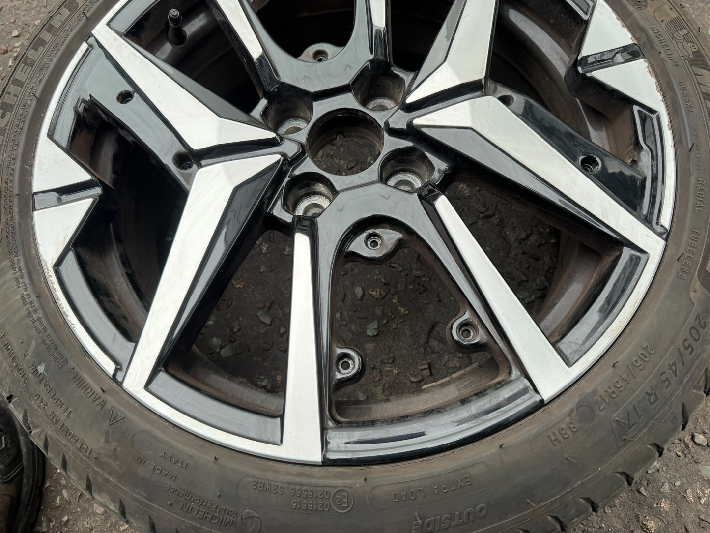 PEUGEOT 208 MK2 GT PURETECH 2024 - 2025 17" DIAMOND ALLOY WHEEL 9851308480