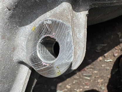 Range Rover Velar L560 / Jaguar F Pace X761 Front Left Hub Knuckle MK833K186BC