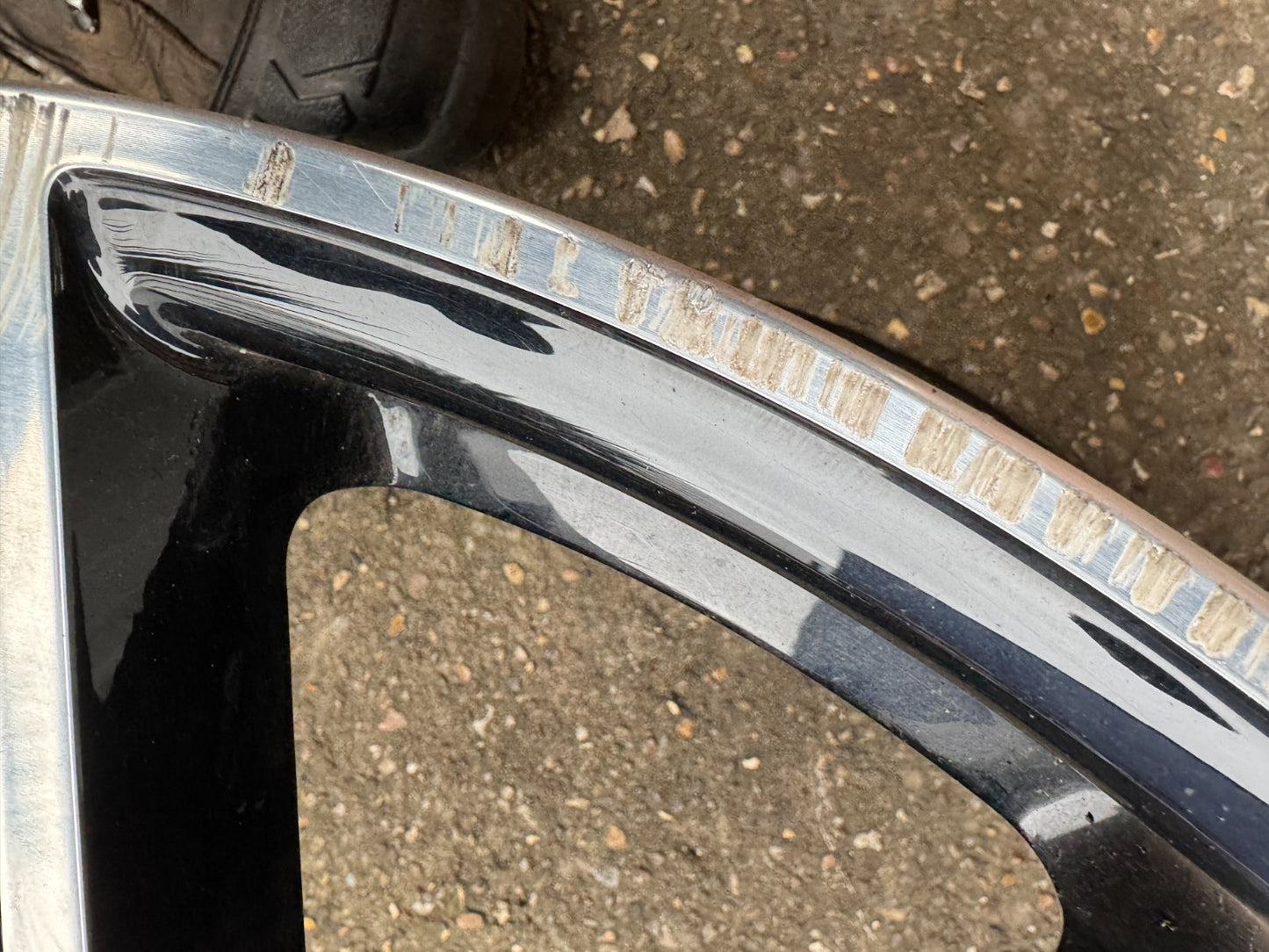 GENUINE PORSCHE TAYCAN RS SPYDER GTS 21' FRONT ALLOY WHEEL DIAMOND CUT