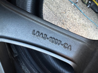 GENUINE RANGE ROVER VELAR L560 21" 8.5J ALLOY WHEEL L8A21007CA EXCELLENT