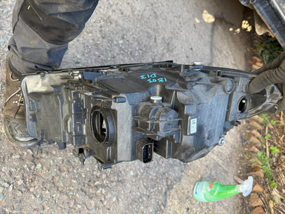 BMW 5 SERIES G30 G31 HEADLIGHT FULL LED RIGHT SIDE 7439186-04 DAMAGED