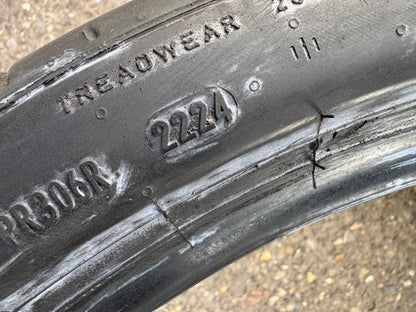 275 35 22 104Y Pirelli Pzero XL 2024 tyre