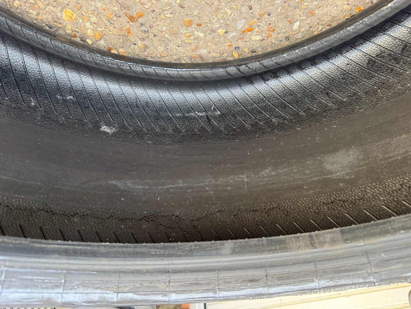 275 35 22 104Y Pirelli Pzero XL 2024 tyre