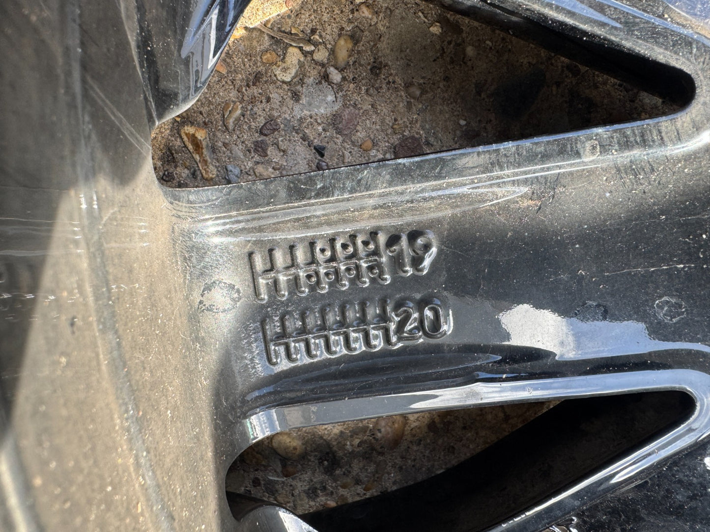 2x GENUINE RANGE ROVER SPORT 9.5X21 ALLOY WHEELS DK6M1007 NEED REFURBISHMENT