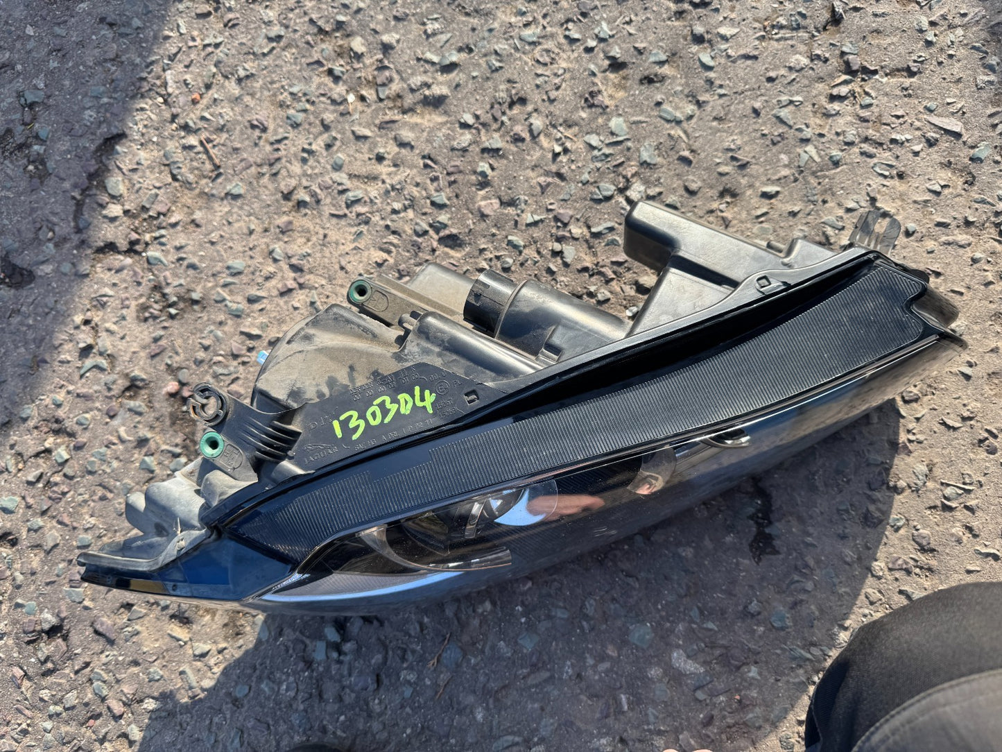 Jaguar XF X250 XENON Headlight Headlamp RH RIGHT Hand RHD CX23-13W029-DG