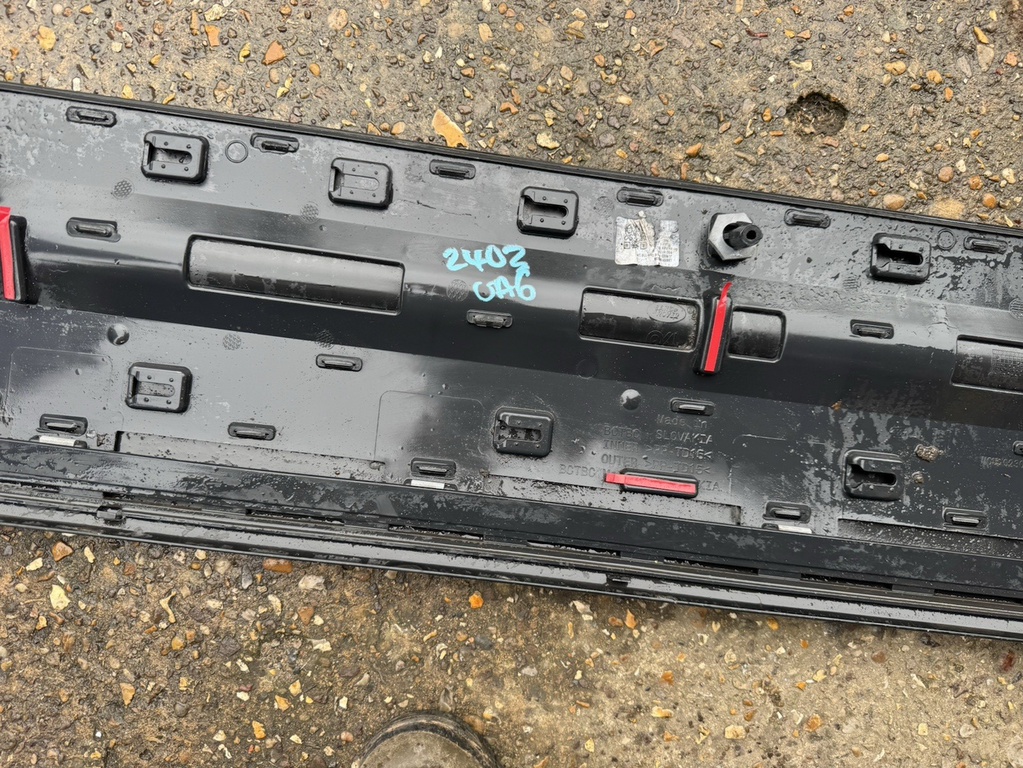Land Rover Defender L663 Front Left Door Moulding 2020 ON L8B2-21065-D Genuine