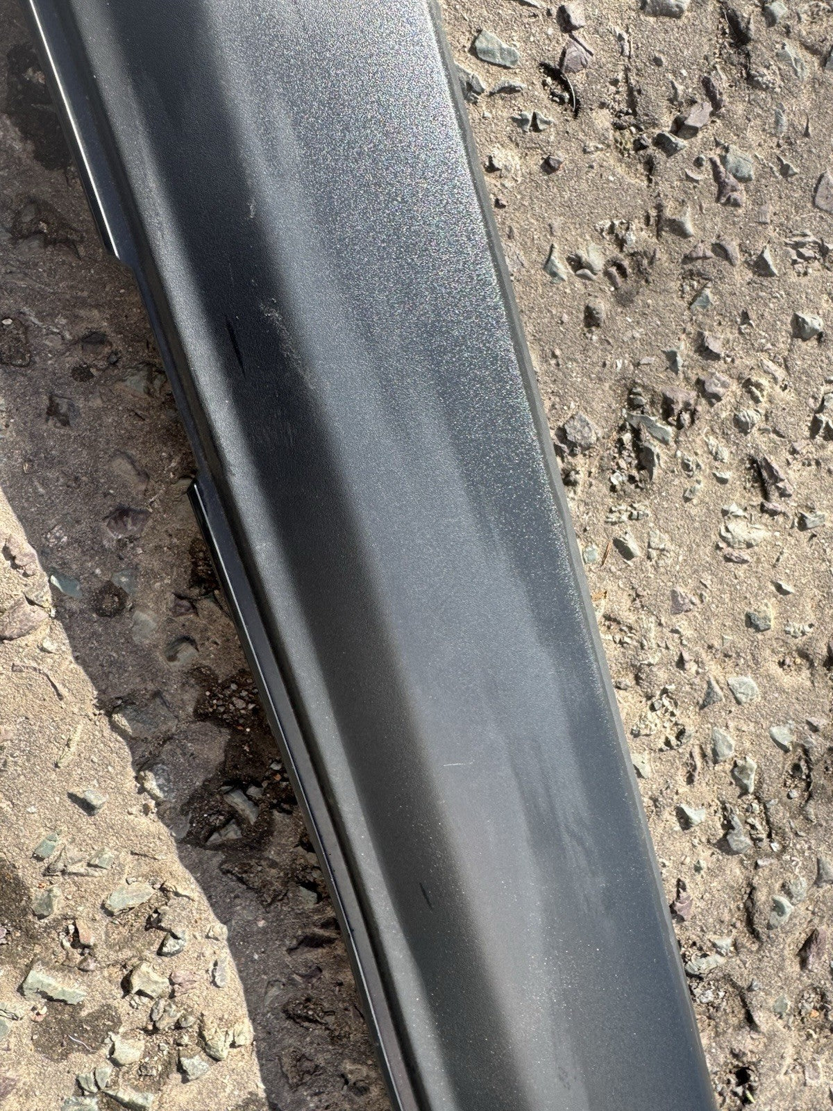 Discovery 4 Rear Right Door Moulding L319 9H22-20170-A