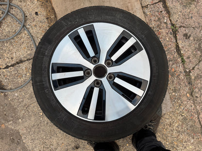 VOLKSWAGEN GOLF 16'' BLACK DIAMOND CUT  ALLOY WHEEL  5GE601025