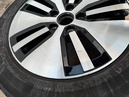 VOLKSWAGEN GOLF 16'' BLACK DIAMOND CUT  ALLOY WHEEL  5GE601025