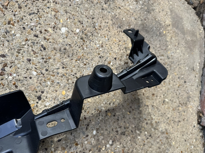 Land Rover Range Rover L460 Genuine Rear Bumper Bracket M8E2-17B861-A