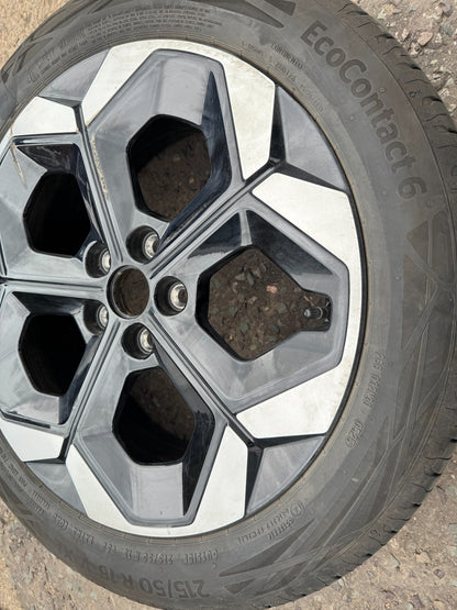 FORD PUMA 18'' BLACK DIAMOND CUT ALLOY WHEEL 2024 - ON GENUINE R1TC 1007 E1A