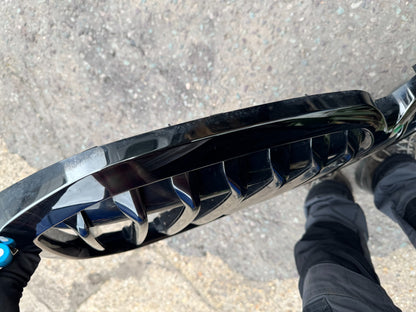 BMW X7 FRONT GRILL G07 8094566 GENUINE BMW DARK CHROME - CAMERA HOLE