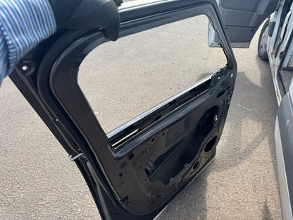 2022 - 2025 Range Rover L460 Left Side Front Door M8E2-20227-A Vogue SV SE P400