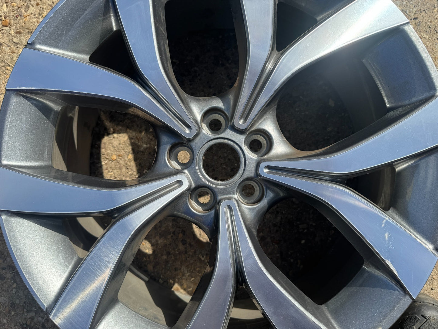 2025 RANGE ROVER EVOQUE L551/L538 20" 8J GREY CUT ALLOY WHEEL K8D21007LA