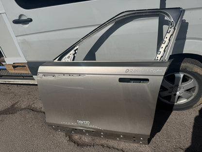 LAND ROVER RANGE ROVER VELAR L560 Front Left Door Damaged LR091718 (J8A220125AA)