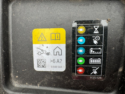 2024 BMW i4 G26 EV HOUSING FUEL FILLER FLAP 142904-10