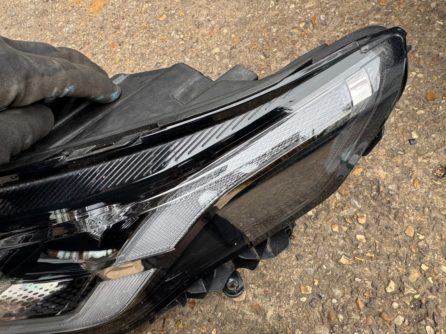 2025 Discovery Sport L550 Facelift Left LED Matrix Headlight MK7213W030GD Damage