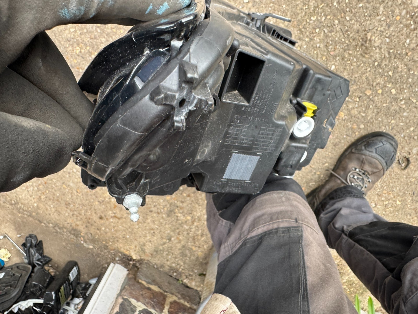 2025 Discovery Sport L550 Facelift Left LED Matrix Headlight MK7213W030GD Damage