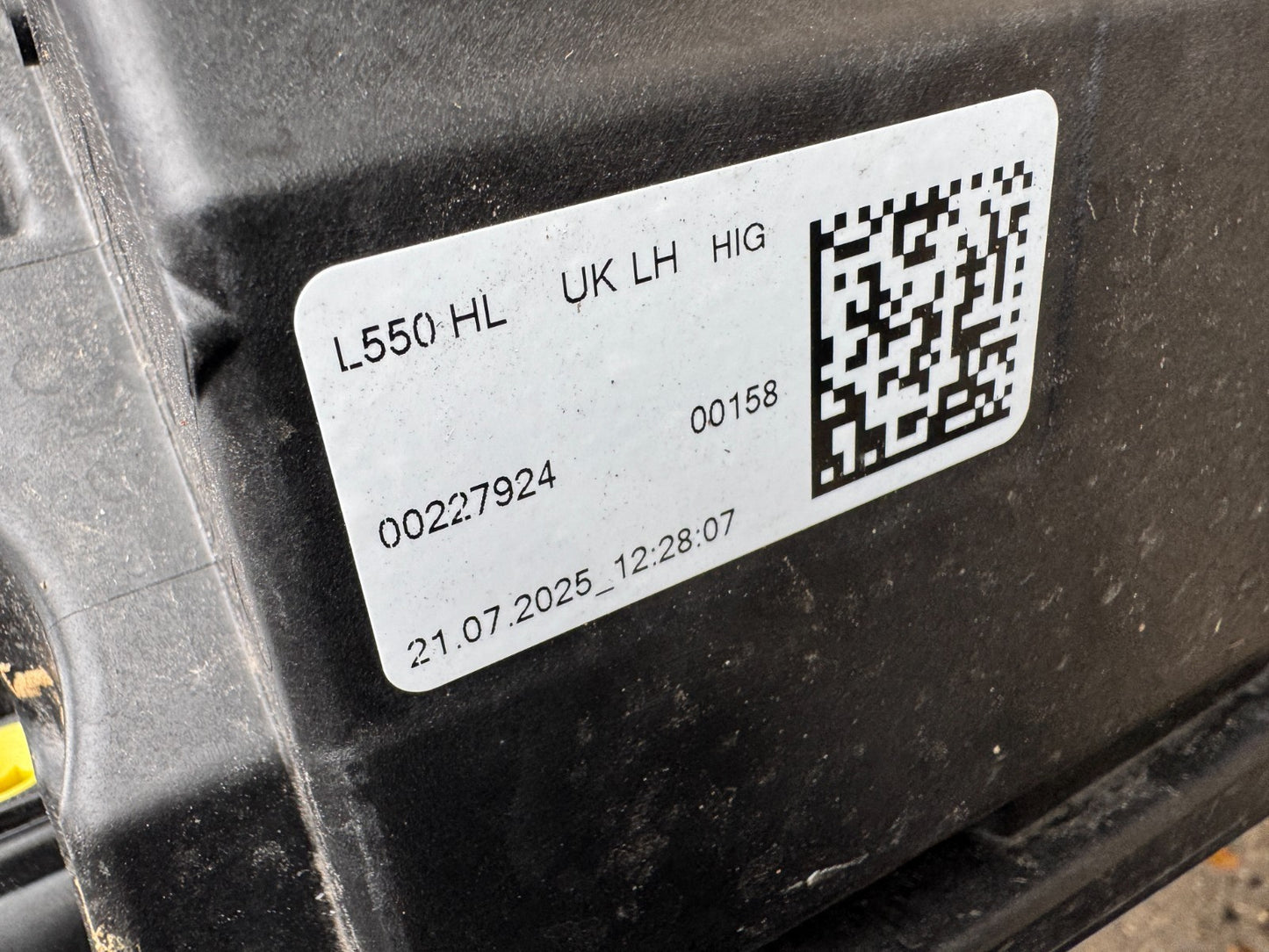 2025 Discovery Sport L550 Facelift Left LED Matrix Headlight MK7213W030GD Damage