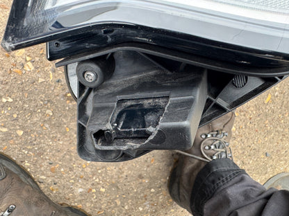 2025 Discovery Sport L550 Facelift Left LED Matrix Headlight MK7213W030GD Damage