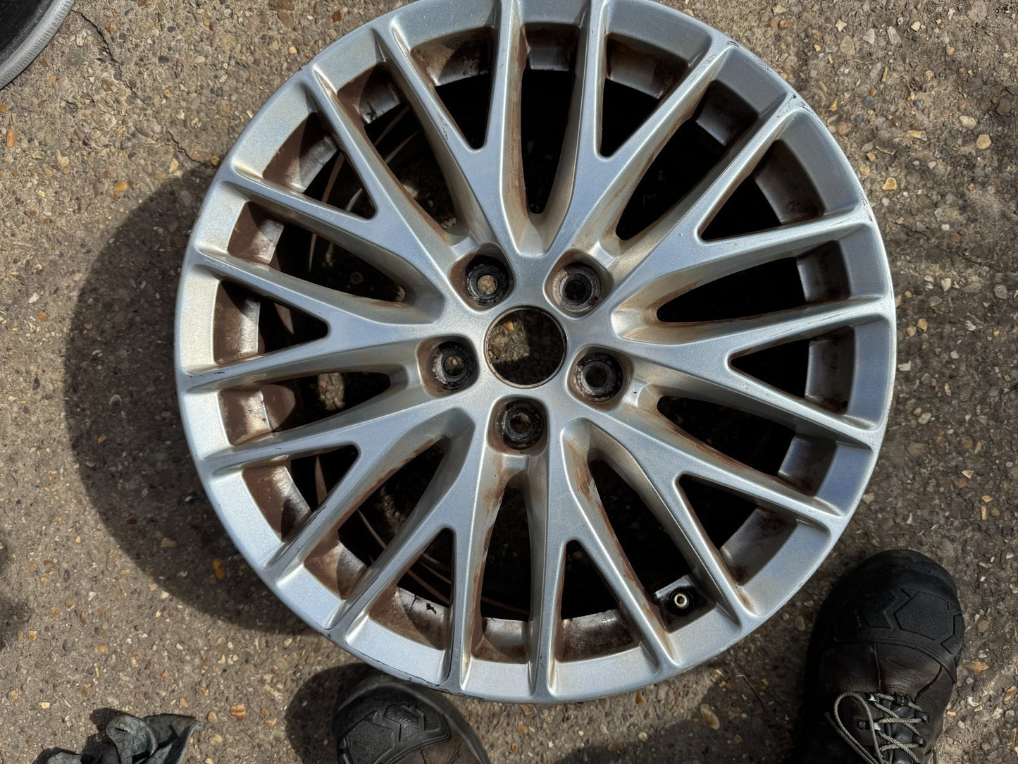 FORD FOCUS MK3 17'' SILVER ALLOY WHEEL 7JX17 ET50 BM5J-1007-DB