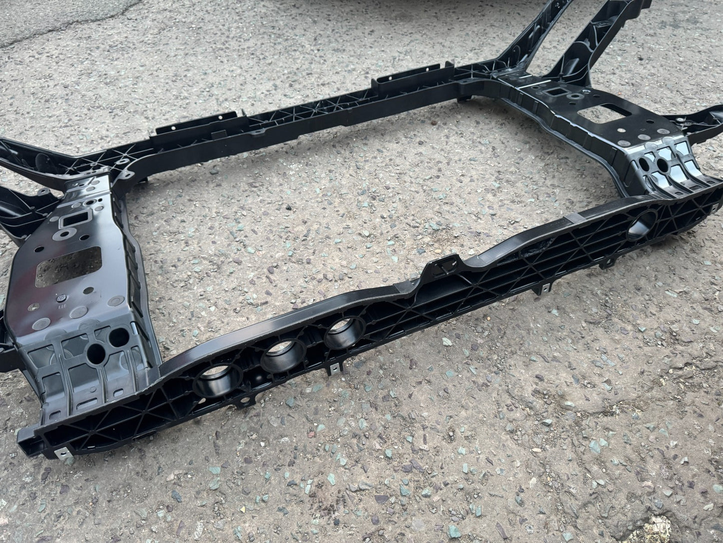 HYUNDAI TUCSON NX4 FRONT RADIATOR SLAM PANEL 64101-N7500 2021 2022 2023 2024