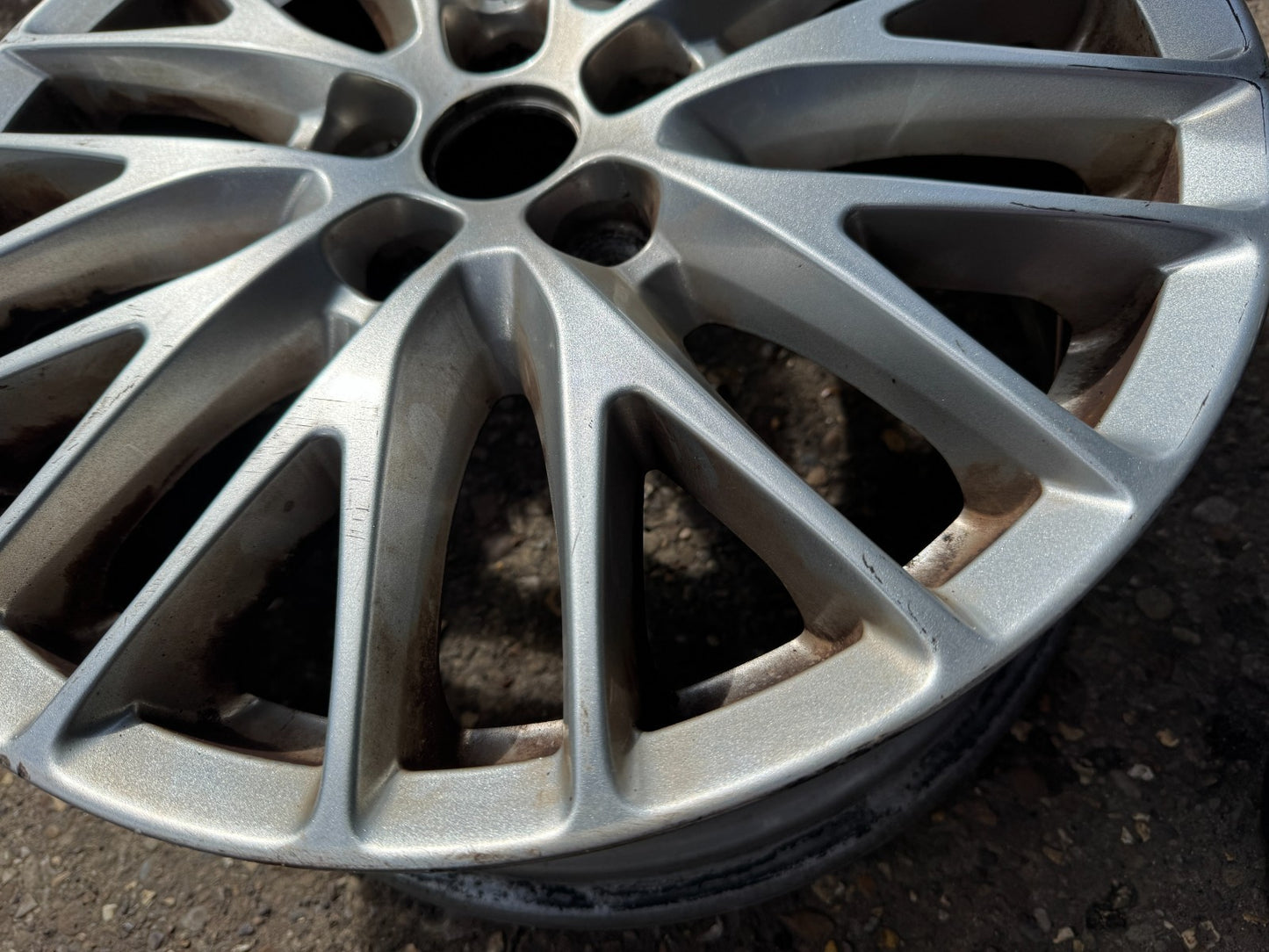 FORD FOCUS MK3 17'' SILVER ALLOY WHEEL 7JX17 ET50 BM5J-1007-DB