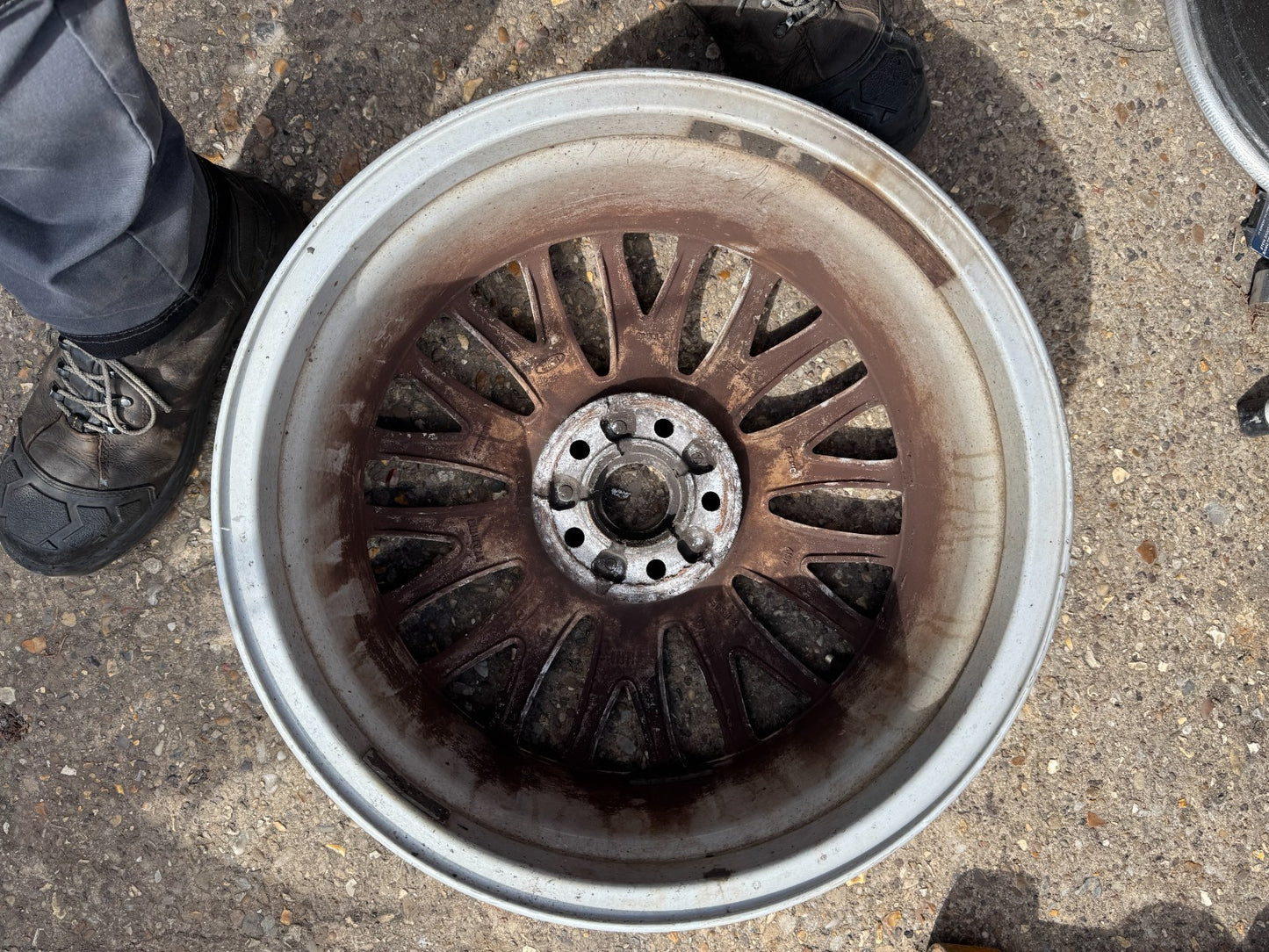 FORD FOCUS MK3 17'' SILVER ALLOY WHEEL 7JX17 ET50 BM5J-1007-DB