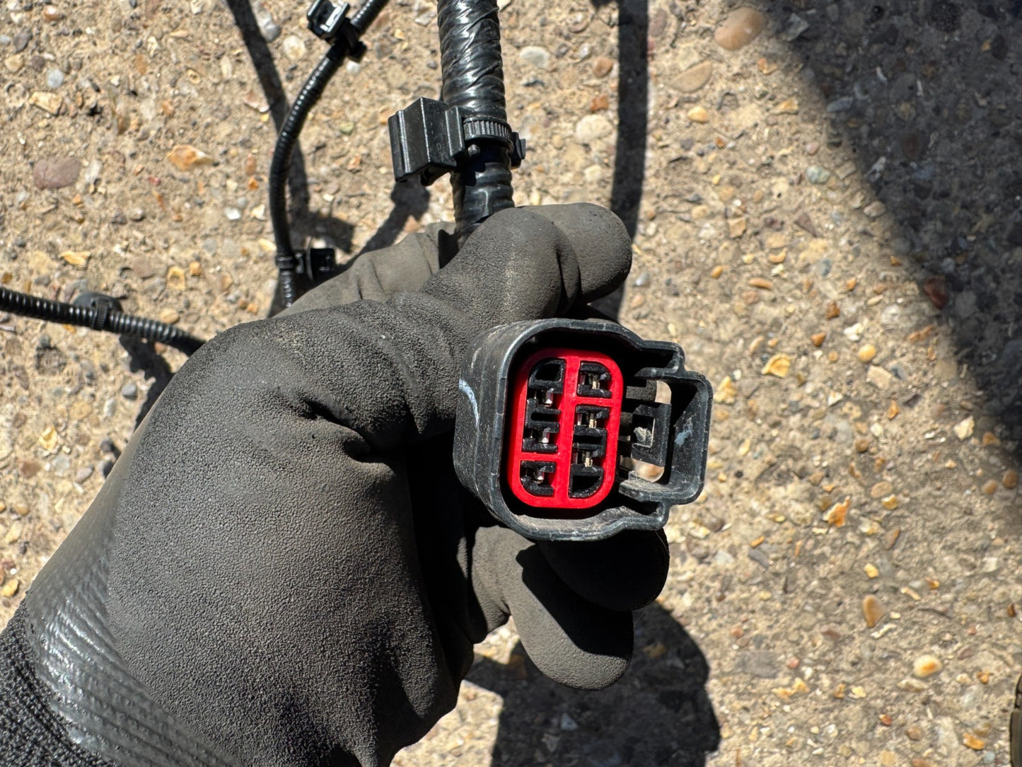 2025 LAND ROVER RANGE ROVER WIRING LOOM FOR REAR BUMPER PARKING SENSORS