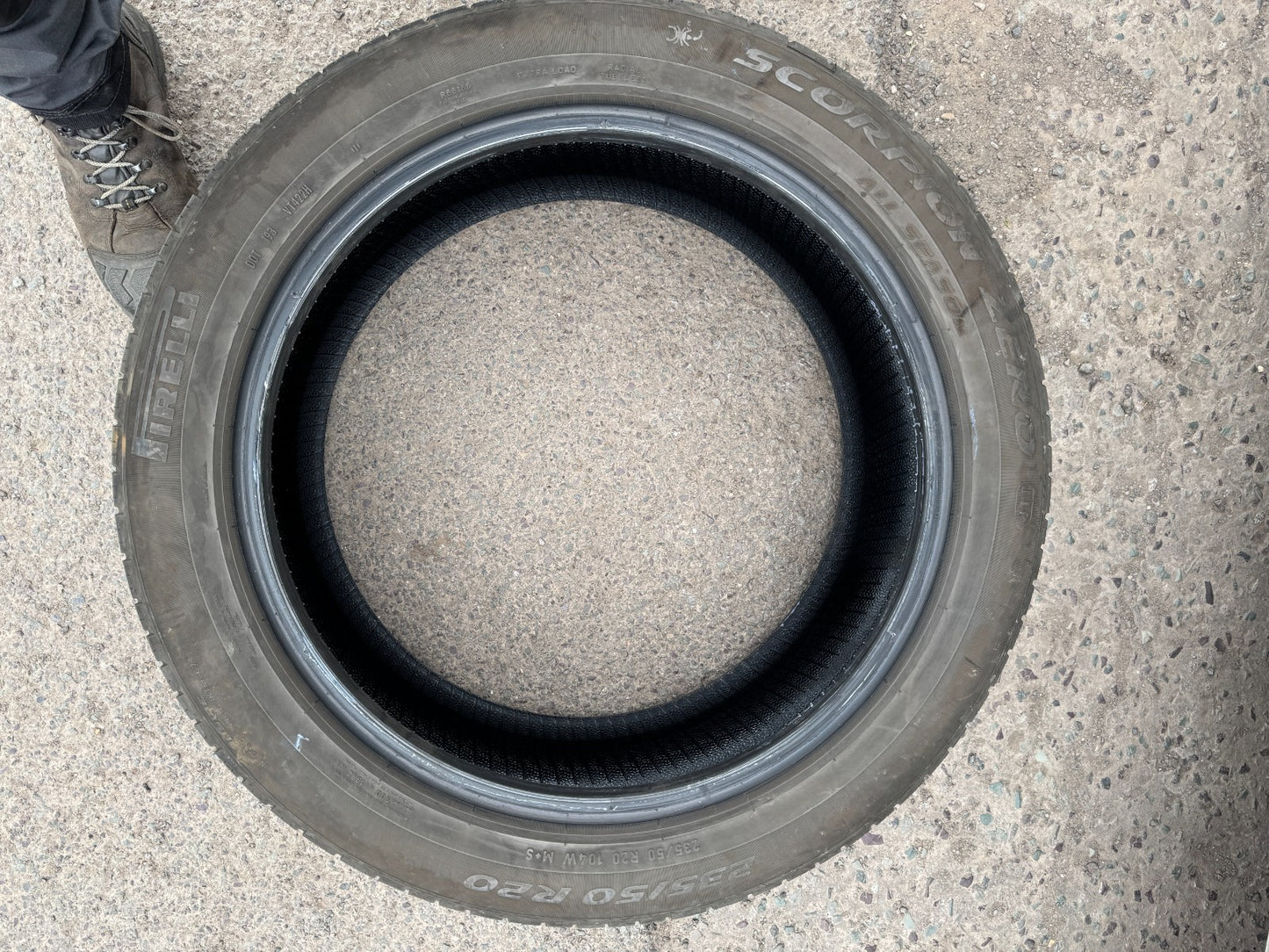 235 50 20 104W PIRELLI SCORPION ZERO ALL SEASON PNCS JLR XL M+S Dot:4624 6.5mm