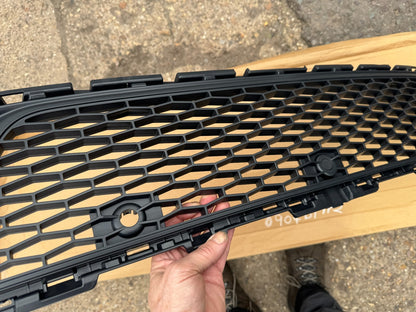 NEW OEM LAND ROVER DISCOVERY L550 R-DYNAMIC FRONT LOWER GRILLE 19-ON LK7217F791F