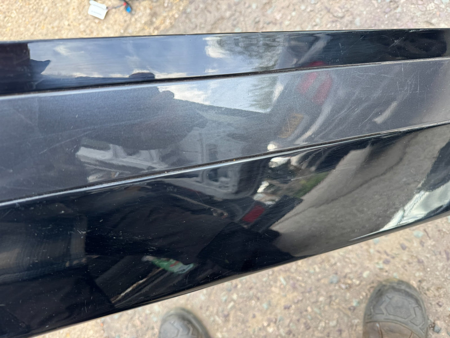 2025 RANGE ROVER VELAR L560 FRONT LEFT DOOR LOWER MOULDING 2017 on J8A221065